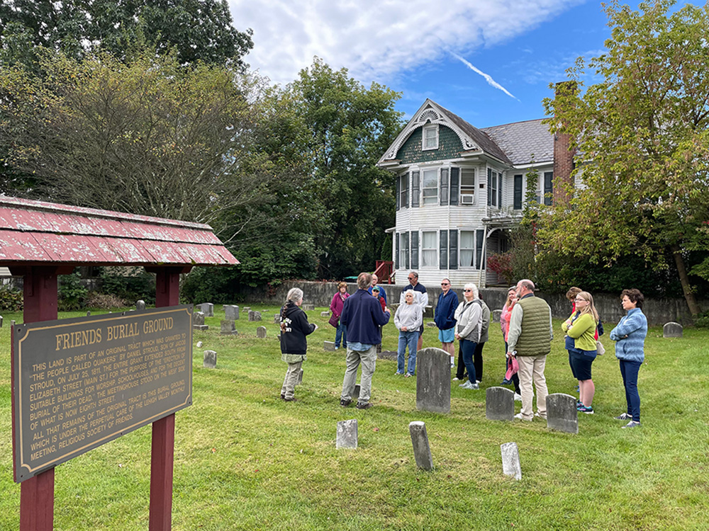 Dan and Kathy Steere share the history of the Friends Burial Ground on Ann Street, Stroudsburg, during the “Headstones and History” walking tour.